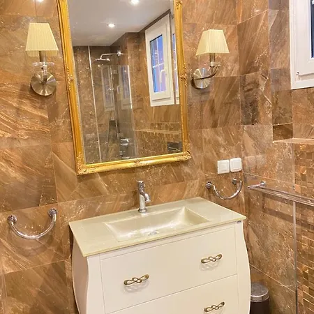 With Heated Private Pool, Sea View& Turkish Sauna Villa *