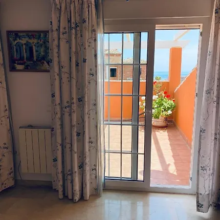 Villa With Heated Private Pool, Sea View& Turkish Sauna