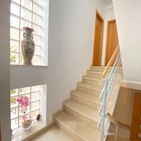 Villa With Heated Private Pool, Sea View& Turkish Sauna *